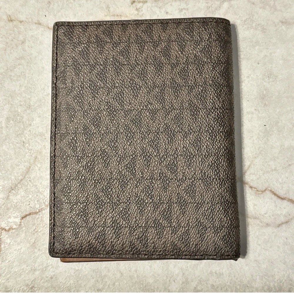 Michael Kors Monogram Brown Passport Cover - Picture 4 of 5